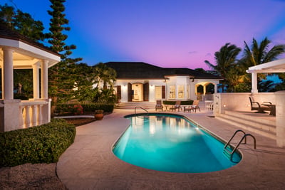 Luxury Villa Photo #2