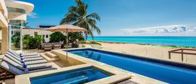 Luxury Villa Photo #3