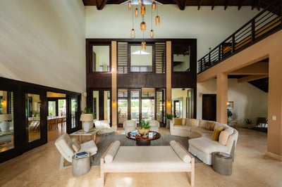 Luxury Villa Photo #15