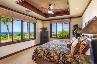 Luxury Villa Photo #18