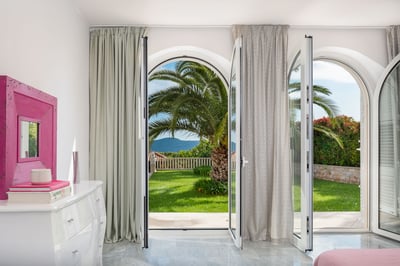 Luxury Villa Photo #75