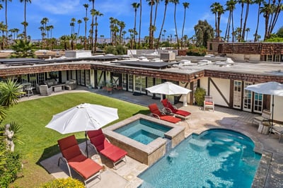 Luxury Villa Photo #3