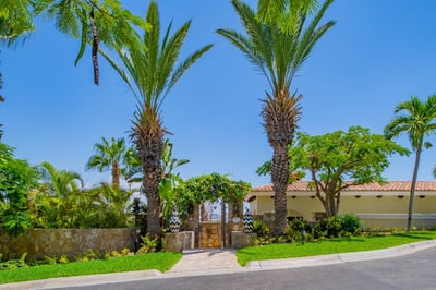 Luxury Villa Photo #52
