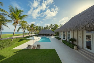 Luxury Villa Photo #2