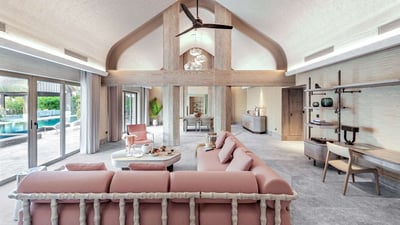 Luxury Villa Photo #4