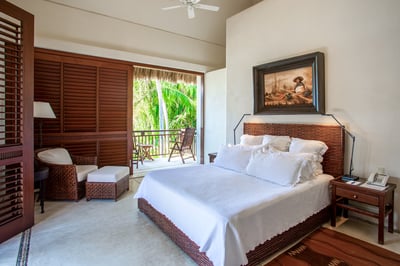 Luxury Villa Photo #29