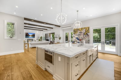 Luxury Villa Photo #28