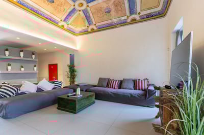 Luxury Villa Photo #15