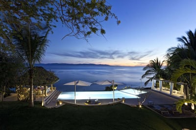 Luxury Villa Photo #4