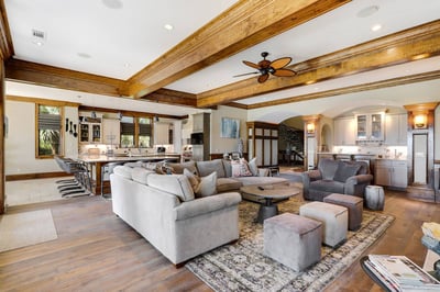 Luxury Villa Photo #19