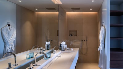 Luxury Villa Photo #49