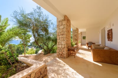 Luxury Villa Photo #22
