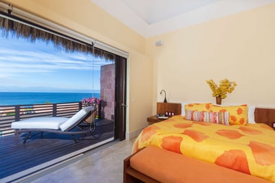 Luxury Villa Photo #33