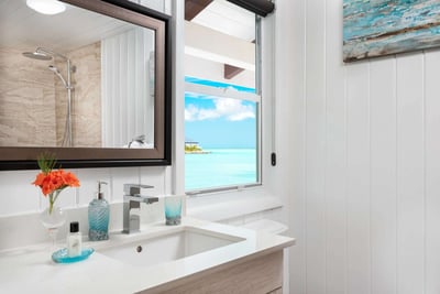 Luxury Villa Photo #17