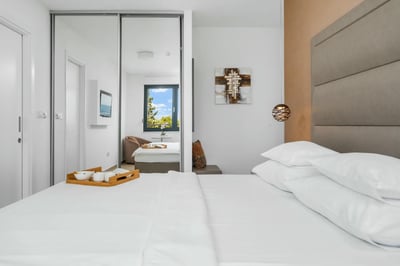 Luxury Villa Photo #53