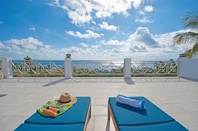 Luxury Villa Photo #6