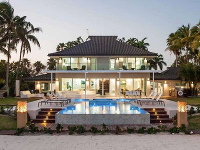 Luxury Villa Photo #10
