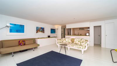 Luxury Villa Photo #14