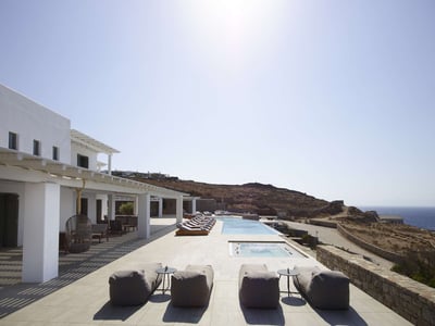 Luxury Villa Photo #10