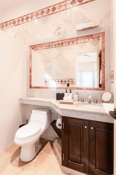 Luxury Villa Photo #37