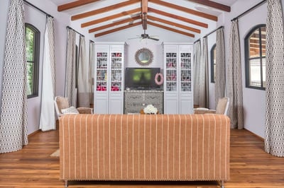 Luxury Villa Photo #41