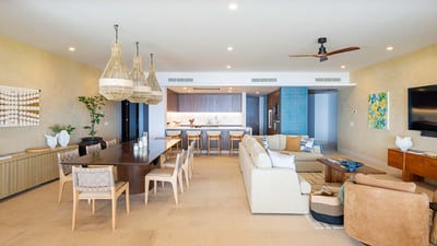 Luxury Villa Photo #8