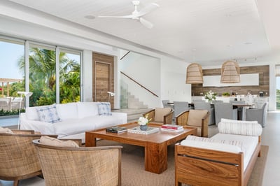 Luxury Villa Photo #11