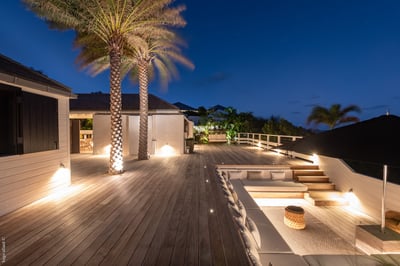 Outdoor Lounge