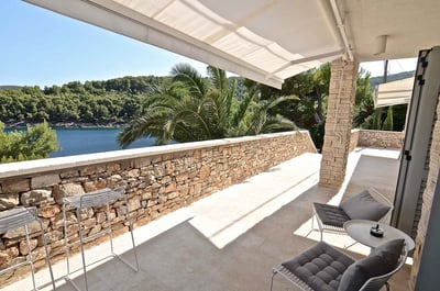 Luxury Villa Photo #16