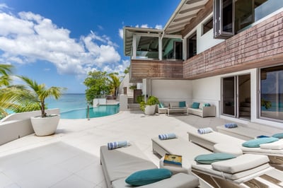 Luxury Villa Photo #15