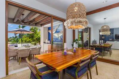 Luxury Villa Photo #16