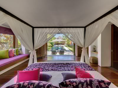 Luxury Villa Photo #12