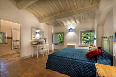 Luxury Villa Photo #15