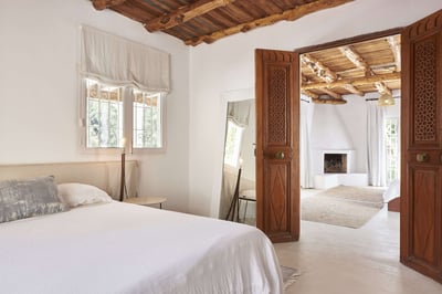 Luxury Villa Photo #31