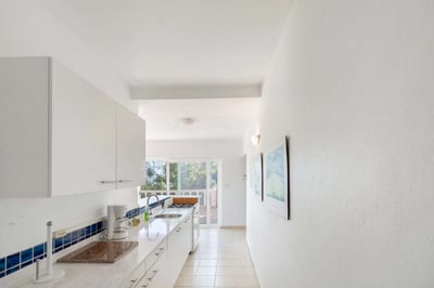 Luxury Villa Photo #29