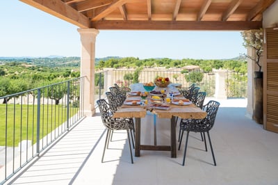 Luxury Villa Photo #9