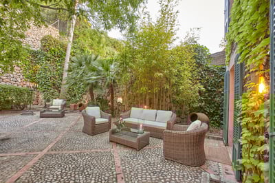 Luxury Villa Photo #8