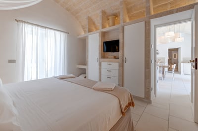Luxury Villa Photo #31