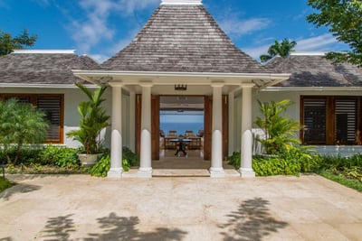 Luxury Villa Photo #8