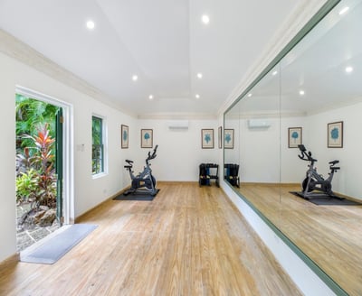 Luxury Villa Photo #13