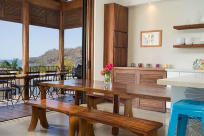 Luxury Villa Photo #3