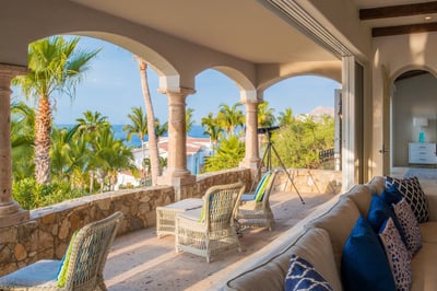 Luxury Villa Photo #16