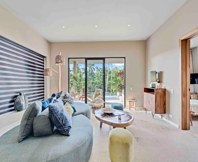 Luxury Villa Photo #10