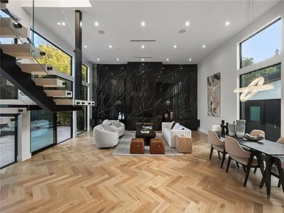 Luxury Villa Photo #13