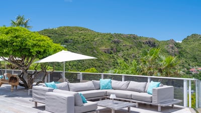 Luxury Villa Photo #11
