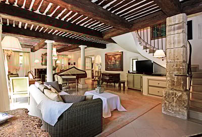 Luxury Villa Photo #15
