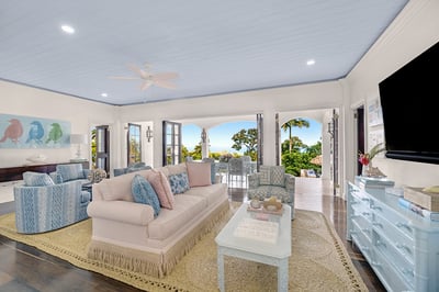 Luxury Villa Photo #13