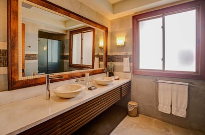 Luxury Villa Photo #24