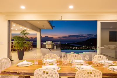 Luxury Villa Photo #13