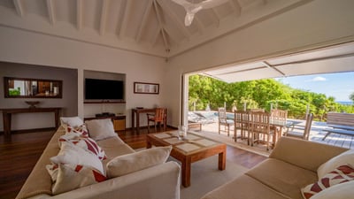 Luxury Villa Photo #14